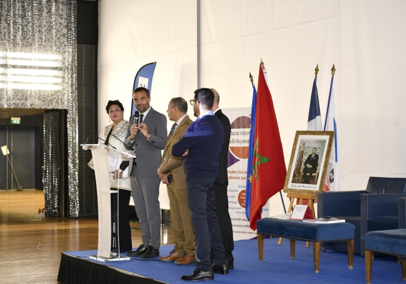 Michaël Delafosse lors de son discours sur la célébration de l’indépendance du Maroc